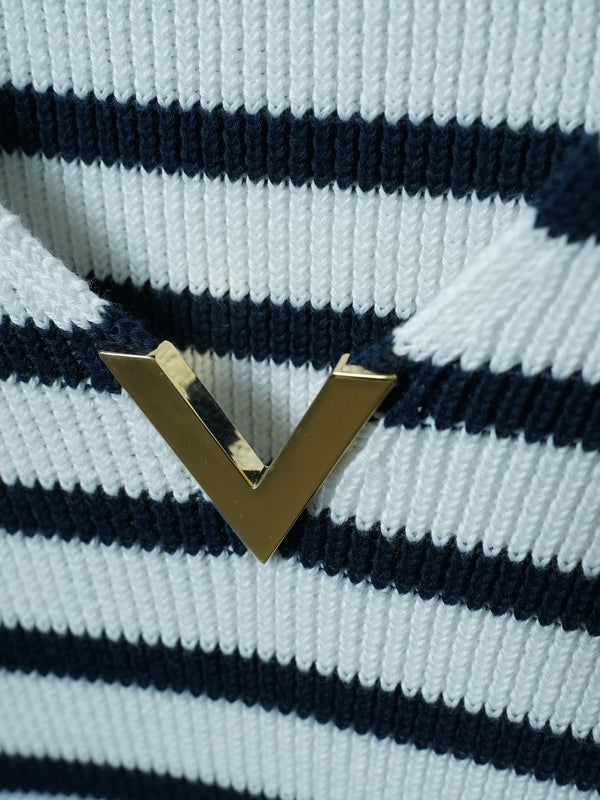 STRIPED V-NECK SWEATER